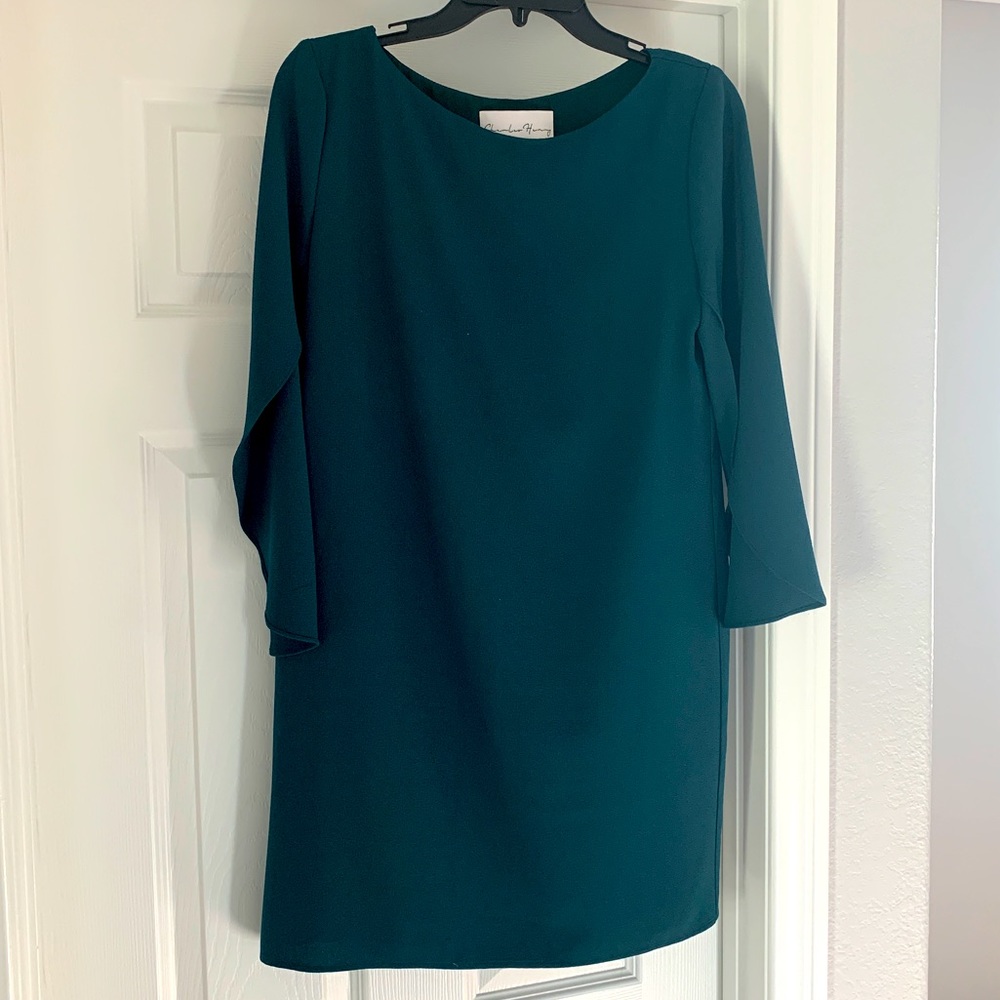 Charles Henry Emerald green caped sleeve dress